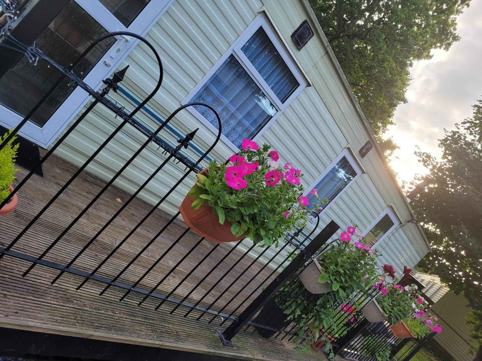 The Sunny Bunny Holiday Home Ballantrae ภายนอก รูปภาพ