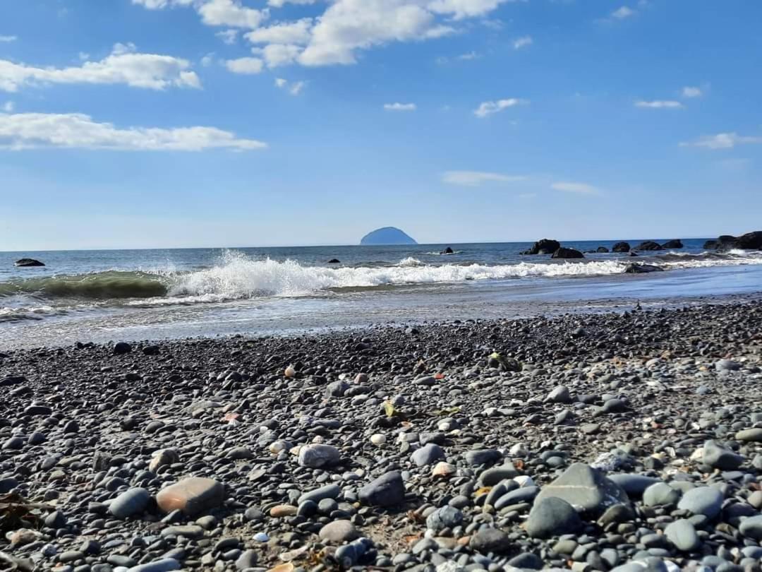 The Sunny Bunny Holiday Home Ballantrae ภายนอก รูปภาพ